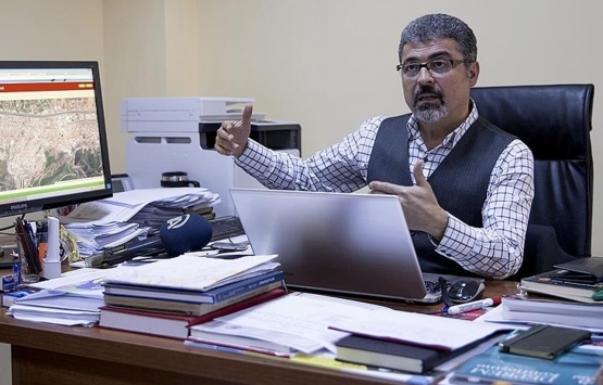 Hasan Sözbilir: Bayraklı'da 5.3 bile olsa yıkabilir!