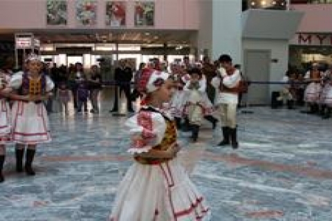 Beylicium AVM'de 23 Nisan festivali düzenleniyor