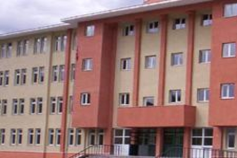 İstanbul İl Özel İdaresi Kadıköy Lisesi'nin onarımını yaptıracak!