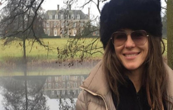 İngiliz oyuncu Elizabeth Hurley in 6 milyon sterlinlik evi!