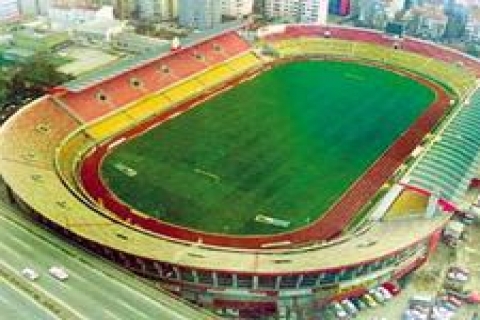 Yiğit Bulut: TOKİ 'sev bizi'!