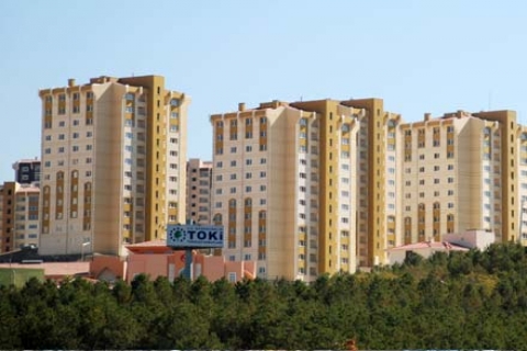 TOKİ'den 25 kentteki 304 projede 352 konut satıyor! 43 bin 304 TL'den başlayan fiyatlarla!