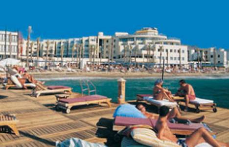 Turizmciler otellerini yenilemek için yüzde 50 ek süre istedi!