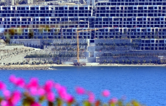 Bodrum daki imara aykırı yapıların yıkımı devam ediyor!