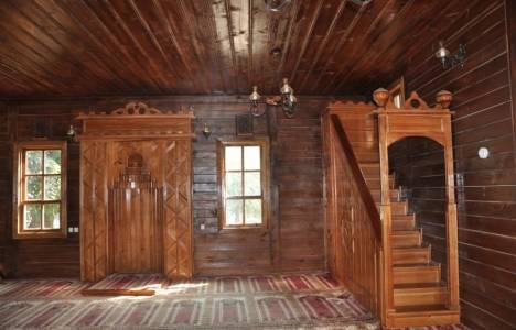 Düzce'de çivisiz inşa edilen tarihi camiler ilgi görüyor!