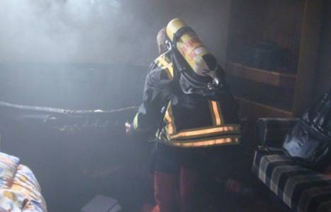 Bilecik'te çıkan yangında 3 ev kullanılamaz hale geldi!