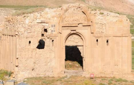 Bartholomeus Kilisesi inanç turizmine açıldı!