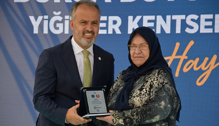 Bursa da kentsel dönüşüm kapsamında, 65 adet konut hak sahiplerine teslim edildi!