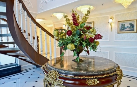 Ali Ağaoğlu ndan Duygu Su Gülpınar a Ataşehir de 550 metrekarelik ev!