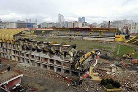 Ali Sami Yen Stadı yıkılacak, ruhu TT Arena'ya gidecek!