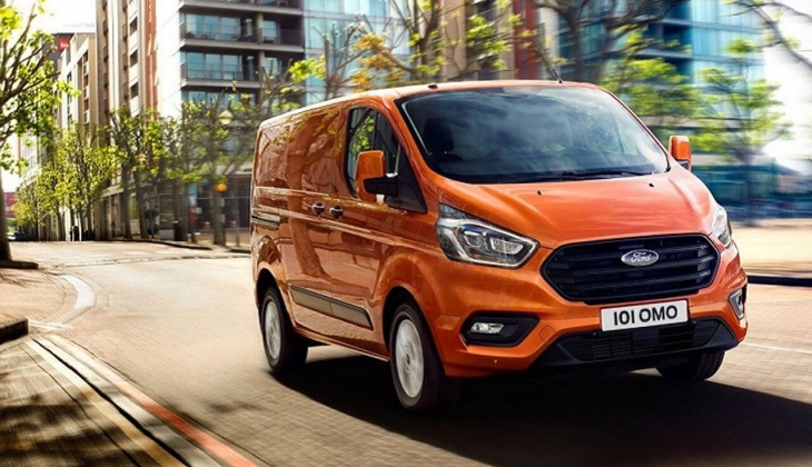 Ford Transit Custom a 19 bin 900 lira zam geldi! Ford Transit Custom 24 Kasım 2022 fiyat listesi!