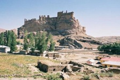 Hoşap Kalesi, ziyarete açıldı!