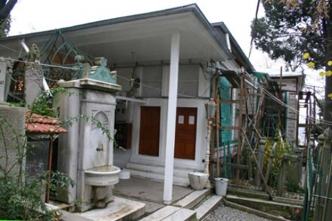 Tayyip Erdoğan'ın talimatı, Yahya Efendi Dergahı'nı yıkılmaktan kurtardı!