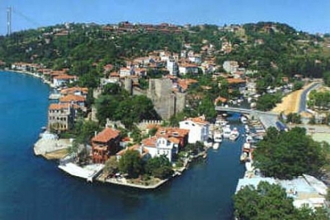 Beykoz'da Anadoluhisarı'nda 7.6 milyon TL'ye icradan satılık yalı!