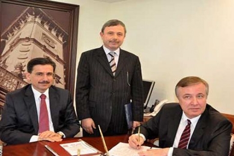 Kocaeli Valisi Ercan Topaca, 18 ayda 20 okulun protokolünü imzaladı!