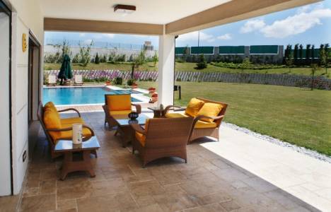 Ekin Konakları Özakın İnşaat ta 1 milyon 350 bin dolara!