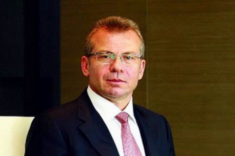 Vedat Aşçı'dan vefat eden Sait Koç'un ailesine başsağlığı! 