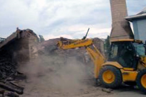 Bursa'da seçime rağmen kaçak binalar yıkılıyor