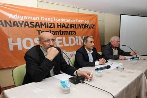 AGİD, Anayasamızı Hazırlıyoruz paneli düzenledi!