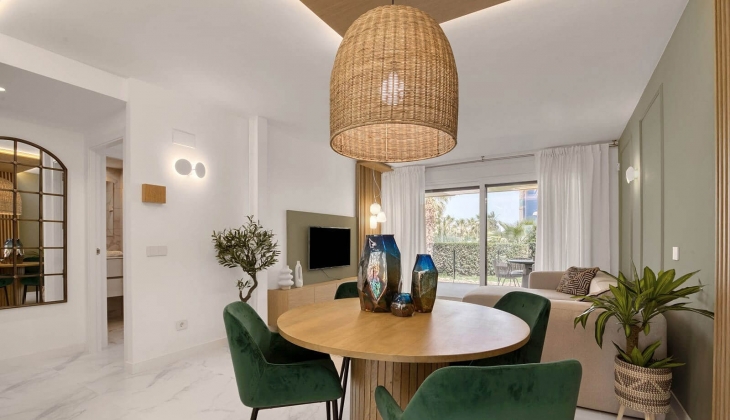 Punta Prima Costa Blanca İspanya da deniz manzaralı modern evler! 264 bin Euro dan başlayan fiyatlarla...