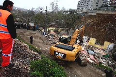 Altunizade'de 34 gecekondu mahkeme kararı ile yıkıldı!