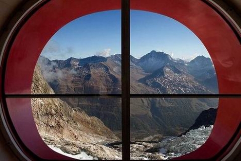 Mont Blanc daki Guisto Gervosutti Otel, internetli bir boru!