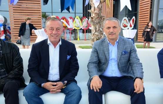 Ali Ağaoğlu ndan yeğenine tam destek!