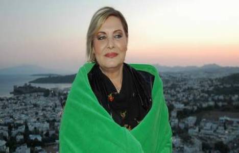 Müşerref Akay Bodrum'da ev satın aldı!