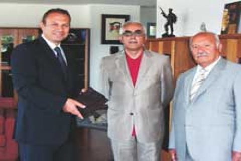 Kale Kilit büyük proje peşinde