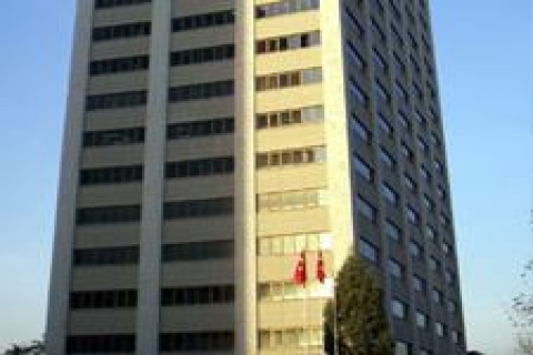 Vakıflar İzmir'de iş merkezi yaptıracak