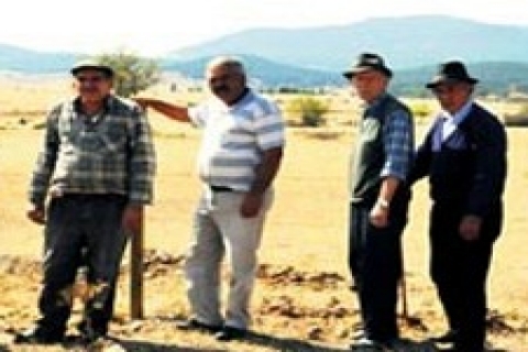 Uşak'ta 54 yıllık arazi kavgası!