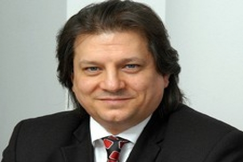 Hilmi Işıkören, emlak sektöründe rehberlik hizmeti verecek!