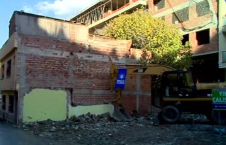  Bursa'da yeni yapılacak ana arter için son bina yıkıldı!