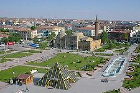 TOKİ, Kırşehir'deki ihaleleri iptal etti