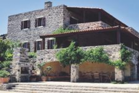 Bodrum'un en 'zen' mekânında tarifsiz panoramada bir taş ev