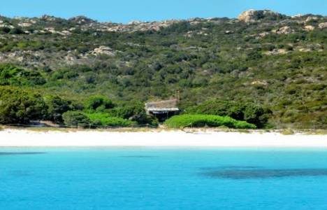 İtalya Budelli Adası'nı satışa çıkardı!