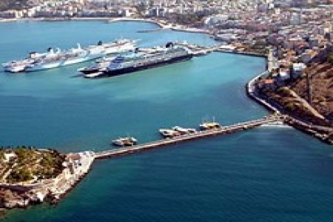 Kuşadası 'nda satılık 14 villa arsası! İcradan!