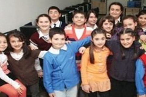 Türk Telekom İnternet Evleri, PRNews Kurumsal Sosyal Sorumluluk Ödülü'nün sahibi oldu!