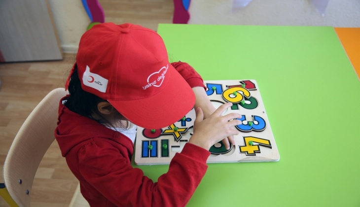 Kızılay’dan öğrencilere büyük destek!  10 milyonluk yardım…