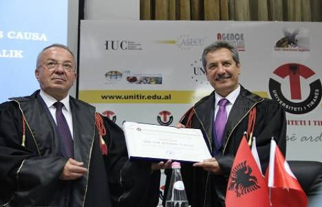 Tiran Üniversitesi’nden Ahmet Çalık’a Fahri Doktora unvanı verildi!