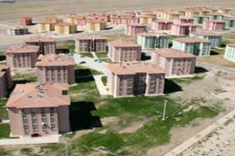 TOKİ, Konya Emirgazi'ye 96 konut yaptıracak
