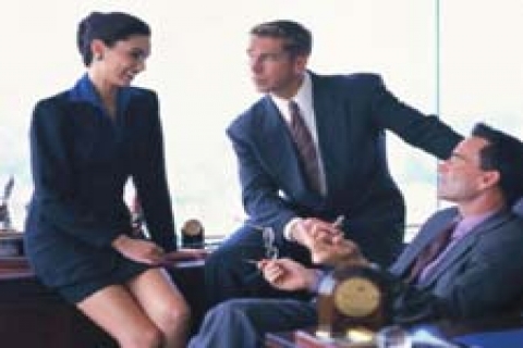 8 firma eleman avında!