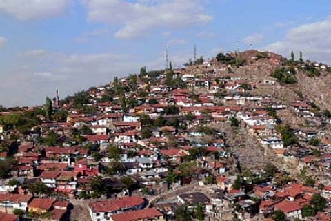 Ankara Altındağ'da 1 milyon TL'ye icradan satılık 6 gecekondu!