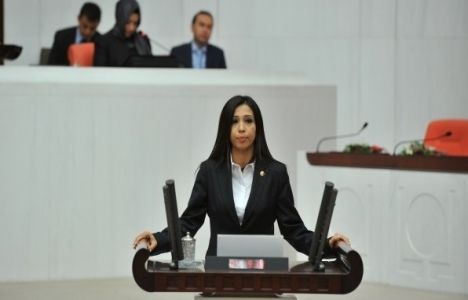 Gülay Yedekci: Karaköy Yolcu Salonu neden yıkıldı?