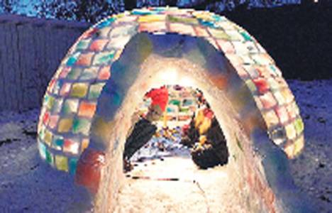 500 süt kutusundan eskimo evi yaptı! 