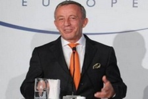 Ali Ağaoğlu: 50 seneyi planlayıp milyonluk şehirler kurmalıyız!