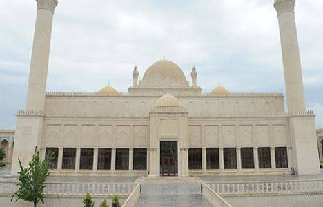 Şamahı Cuma Camisi ibadete açıldı!