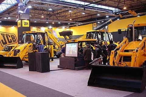 SİF İş Makinaları'ndan kazıyıcı ve yükleyicilere vade farksız 24 aylık kampanya!