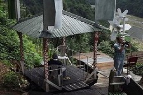 Rizeli mucitten rüzgarla dönen çardak!