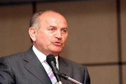 İBB: e-bebek.com haberinin Kadir Topbaş ve ailesiyle ilgisi yok!